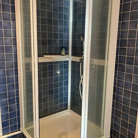 Quiet And Studio-near To Everything Apartament